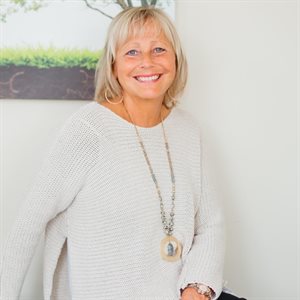 Connie Roche